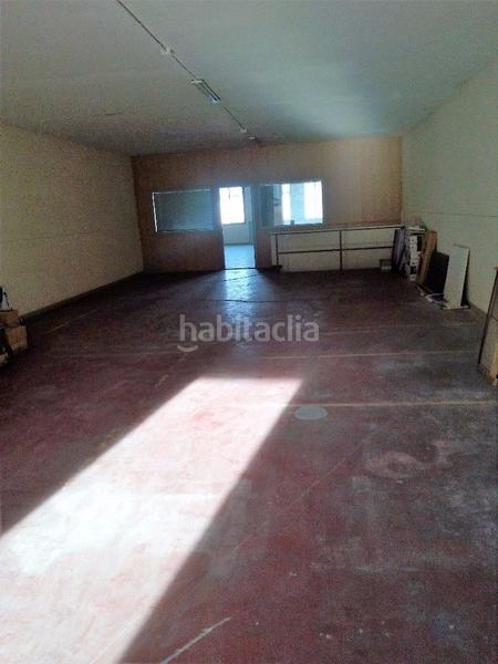 Foto bbf8db42-aa13-4e91-b542-0105f8a886b4. Rent industrial building in Can Roses Rubí