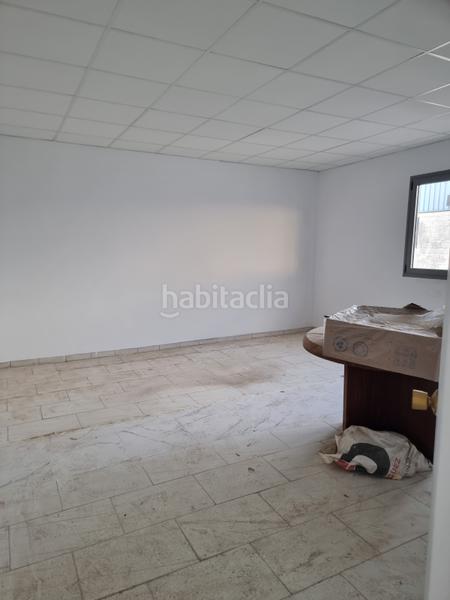 Foto 8cb9223f-c8cc-4536-827c-e57c18ef91c0. Rent industrial building in carrer de l'hoquei 25 in Rubí