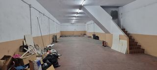 Affitto Capannone industriale in Carrer de la natació 1. Maginifica nave industrial