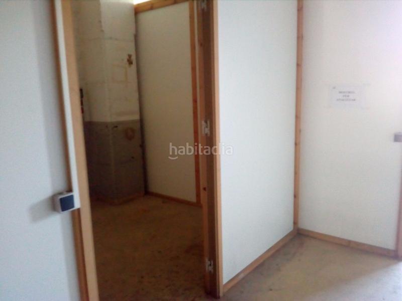 Foto 17a4f1f6-41f2-4dc3-b070-f0e6d687b7a4. Rent industrial building in Can Roses Rubí