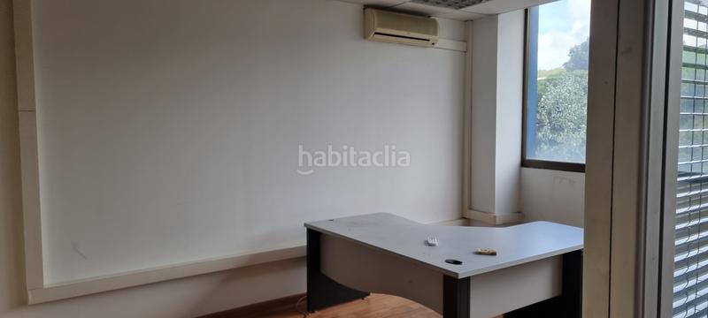 Foto 5dd54eb7-77ee-4dd0-88e2-e5ad9c39edf0. Rent industrial building in Can Roses Rubí