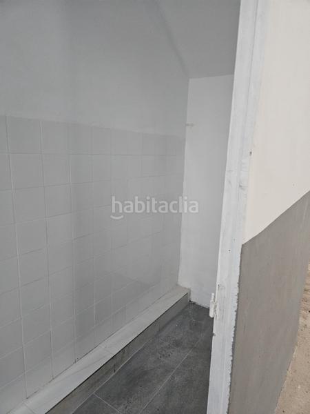 Foto ab856a13-8456-4ceb-9d30-5b4b99bd1d30. Lloguer nau industrial a carrer de l'hoquei 22 a Rubí