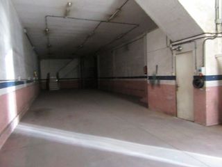 Miete Fabrikhalle in Can Roses. Nave industrial buen estado