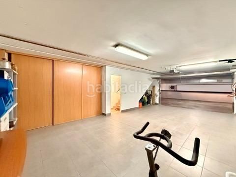 Foto 447f797b-2778-464b-99f5-1597832d7fe2. Casa aparellada amb aparcament a Amanecer Palma de Mallorca