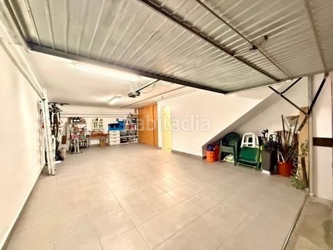 Foto 6fb959d1-e8d5-4ee6-9a3c-d6c19ea4bca2. Casa aparellada amb aparcament a Amanecer Palma de Mallorca