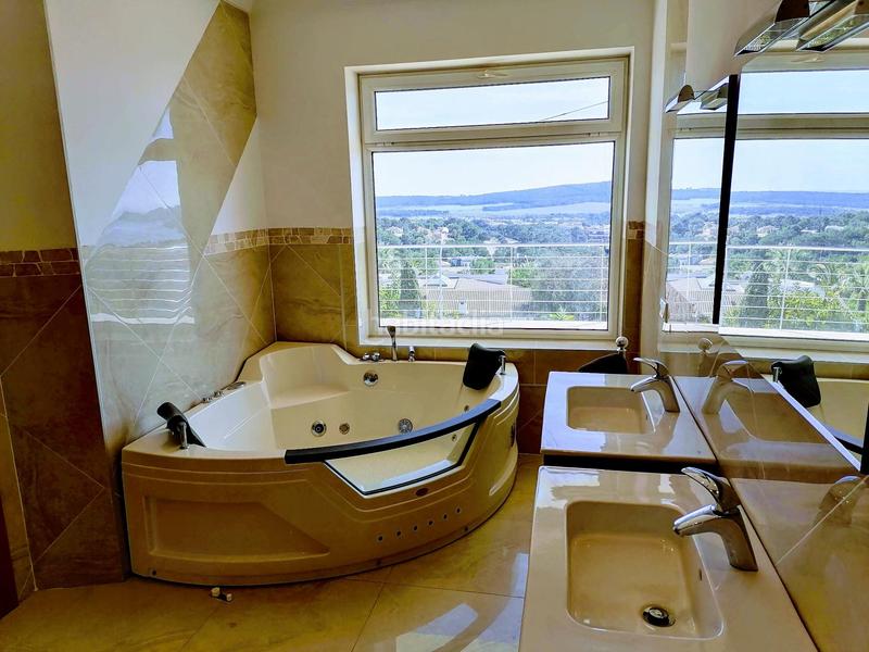 Foto a0a0fc05-60a3-4452-b6d4-06d393168e65. Alquiler chalet magnifica villa en santa ponsa en Calvià