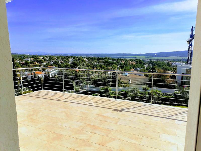 Foto 59c9b0f5-7b2e-4ab1-a2c2-3a1d85e6d521. Rent chalet with heating parking pool in Santa Ponça Calvià