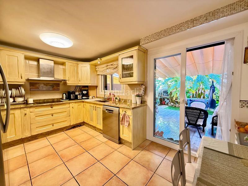 Foto 2b1601e0-6a30-4465-ad2f-08515fb1b36f. Casa adossada a S´Arenal Palma de Mallorca