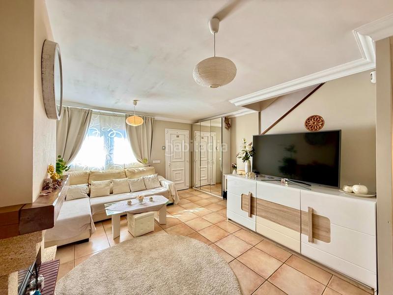 Foto 71d0910e-d80a-4364-9b35-d0d3e7bf85ac. Casa adossada a S´Arenal Palma de Mallorca