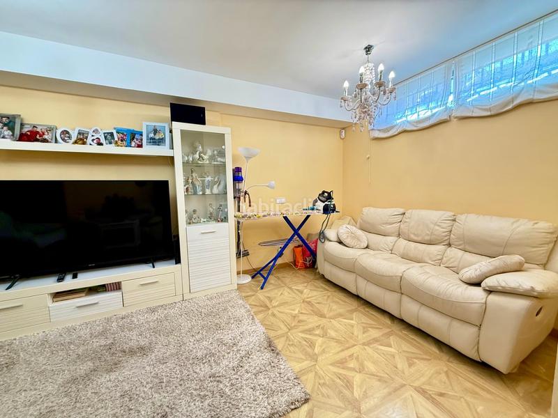 Foto b58dc1aa-f1ef-4cf3-bc52-9d12e379aa94. Casa adossada a S´Arenal Palma de Mallorca