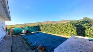 Mas à Camino del horcajo 4. Preciosa finca con vivienda, piscina, jardín, huerta, gallinero,