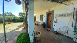 Masía en Camino del horcajo 4. Preciosa finca con vivienda, piscina, jardín, huerta, gallinero,