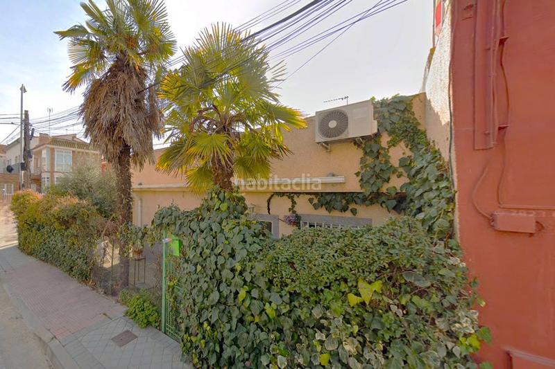 Foto 126b8ffd-4244-4047-85f0-b3b9709268ef. Casa pareada en calle de arnedillo 24 ocasión: chalet pareado a la venta en Montecarmelo. en Madrid