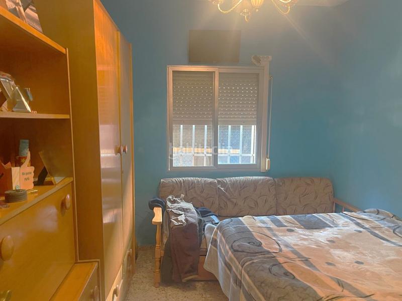 Foto 868004d1-3c8f-446e-99ef-5a5fb8564547. Casa pareada en calle de arnedillo 24 ocasión: chalet pareado a la venta en Montecarmelo. en Madrid