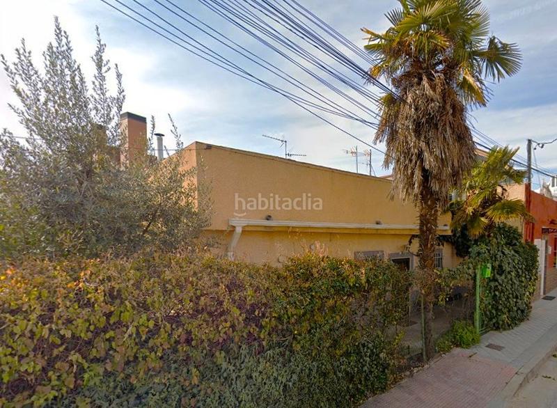 Foto 909bdac9-14a7-4e1a-a570-2cf60b0175c4. Casa pareada en calle de arnedillo 24 ocasión: chalet pareado a la venta en Montecarmelo. en Madrid
