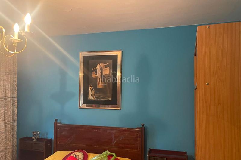 Foto a7ee52c9-f6a3-4a5a-9a41-562b9b330e6c. Casa pareada en calle de arnedillo 24 ocasión: chalet pareado a la venta en Montecarmelo. en Madrid