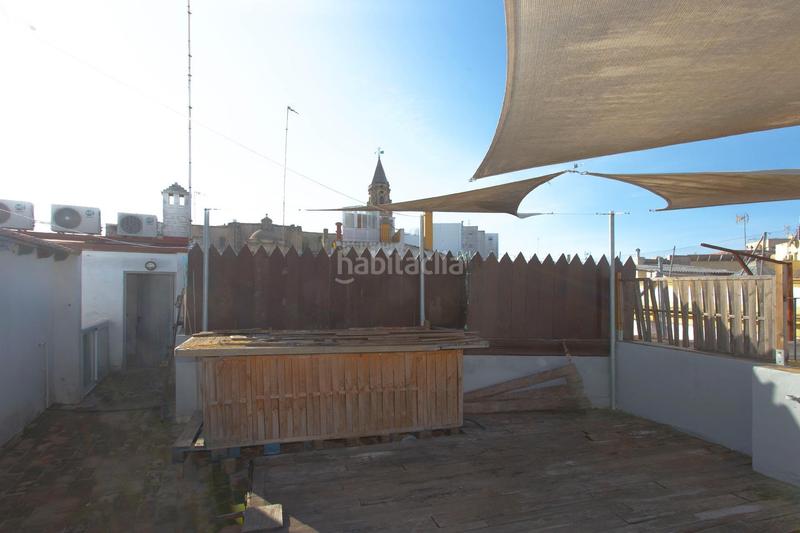 Foto de9a6db0-07a5-4ba6-b72f-e7ea0d724742. Casa  con azotea transitable pleno Centro en Centro Jerez de la Frontera