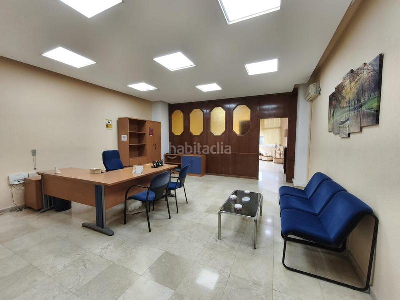 Foto 5183b3ee-e183-4727-85f1-b116c7c7e8f9. Oficina local de oficina edificio jerez 74 en Parque Avenida Jerez de la Frontera