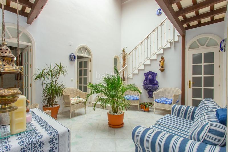 Foto cf28b9d1-f1aa-48a1-80ad-015dc3469512. Casa en Centro Jerez de la Frontera