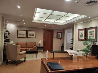 Rent Office space in Divina Pastora - La Yeguada. Oficina zona mamelón