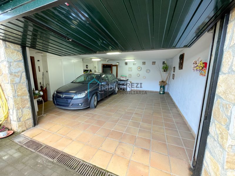 Foto 6ab29f4b-122d-496b-a877-855c470a4d5f. Casa adossada amb calefacció aparcament a Mundaka