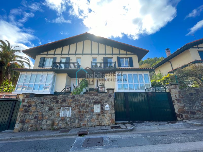 Foto 93a22832-0a0d-4409-a3ad-44e7385e54ae. Casa adossada amb calefacció aparcament a Mundaka