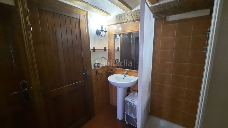 Foto 91e47880-0190-4a6b-b09a-f30b5760618d. Casa amb aparcament a Camprovín