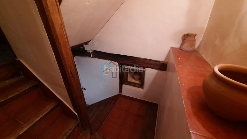 Foto cd057d13-e1e6-420f-bba6-ca2e6d856753. Casa amb aparcament a Camprovín