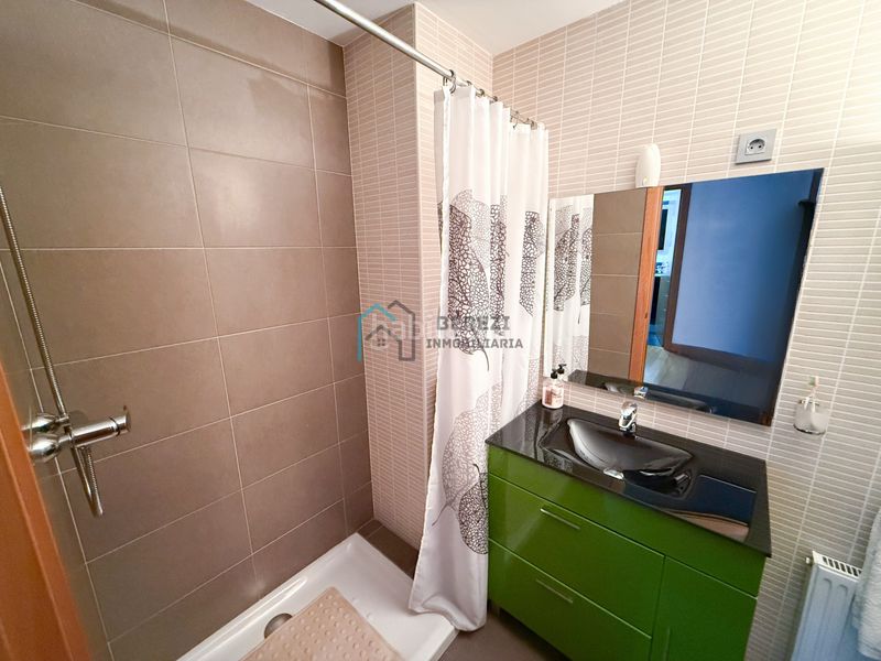Foto 407b9f53-d3a8-41ce-8584-54b37f92bde3. Pis amb calefacció aparcament a Bermeo