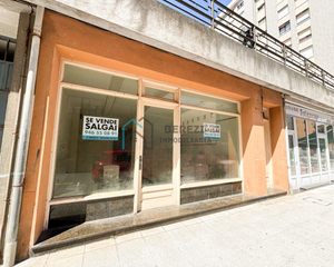 Local commercial  Dolariaga kalea. ¡local comercial en venta o alquiler: una oportunidad única!