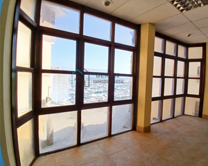 Local commercial  Eupeme deuna kalea. ¡local con vistas al puerto y 167 metros cuadrados: una oportuni