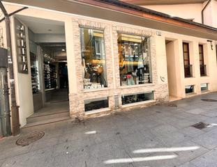 Local commercial  Prantzisko deuna kalea. ¡tu oportunidad de negocio ideal en el corazón de bermeo!