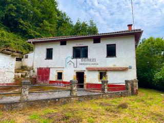 Maison  San cristobal auzoa. Casa nica: antiguo molino con gran potencial en busturia y terr