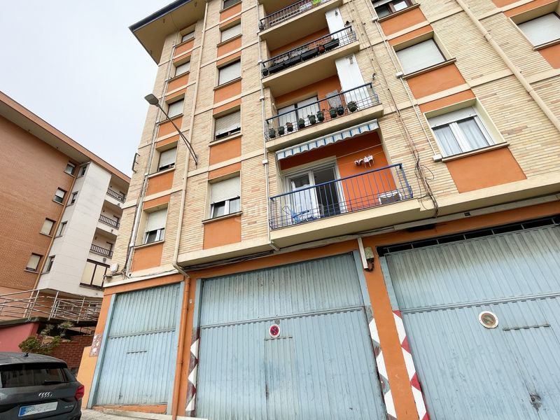 Foto ce3fa03b-69cb-45ea-a5a3-8fa18da64e66. Local comercial a Bermeo