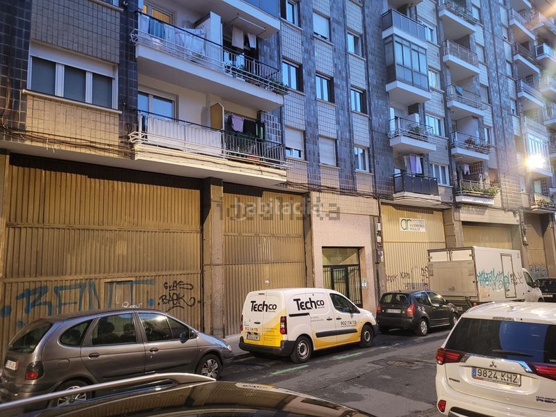 Foto 43eb367e-ac42-4861-8e09-ef99faf2a4c4. Local comercial a Rekalde Centro Bilbao