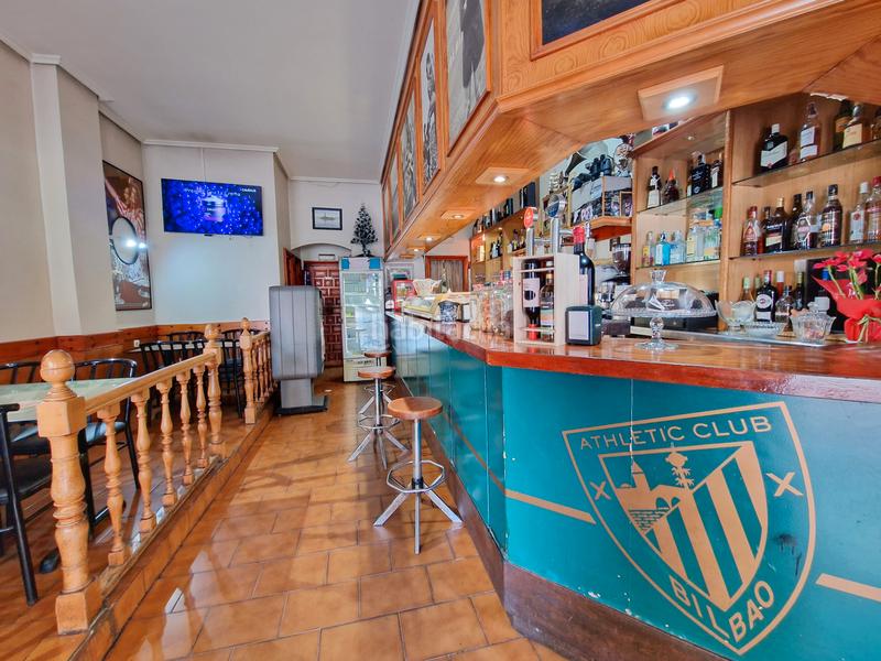 Foto 5b95cef4-59e4-41e5-b35a-4ee19d93cff1. Geschäftsraum mit heizung in Zurbaran Bilbao