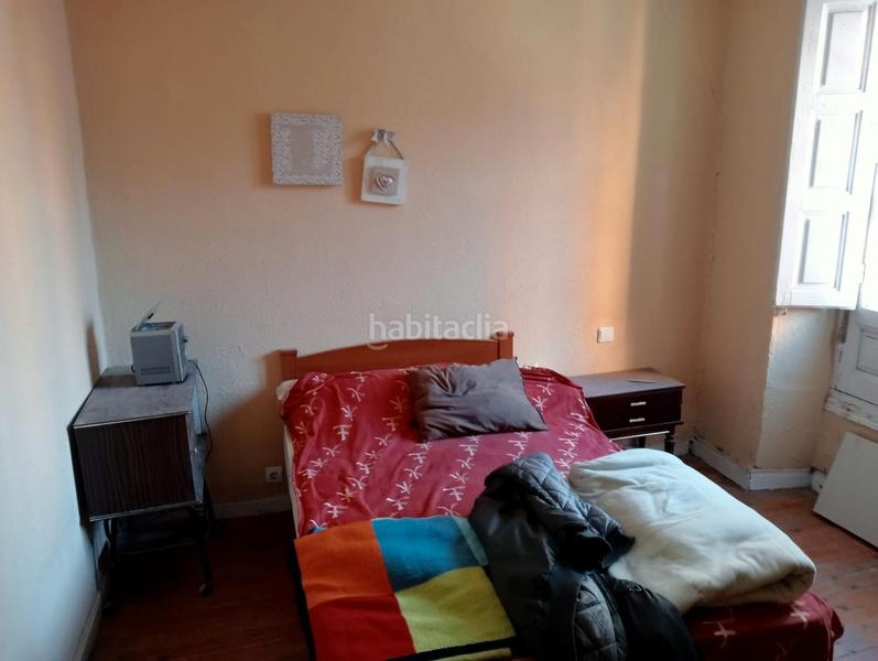 Foto dd1fdf34-da0a-4e60-acf1-d764fbe49a2f. Edifici a Centro Miranda de Ebro