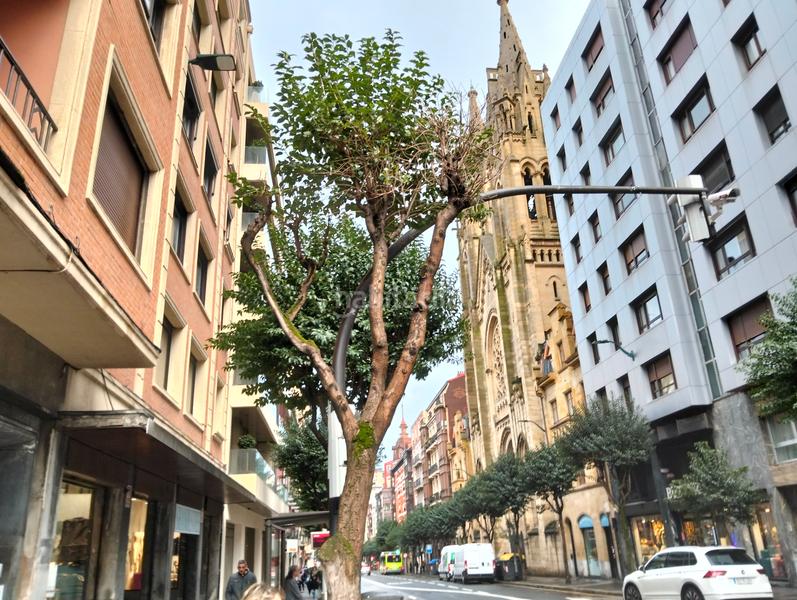 Foto 91425141-6980-4b8b-96e4-e495baa11da4. Miete geschäftsraum in Zabalburu Bilbao