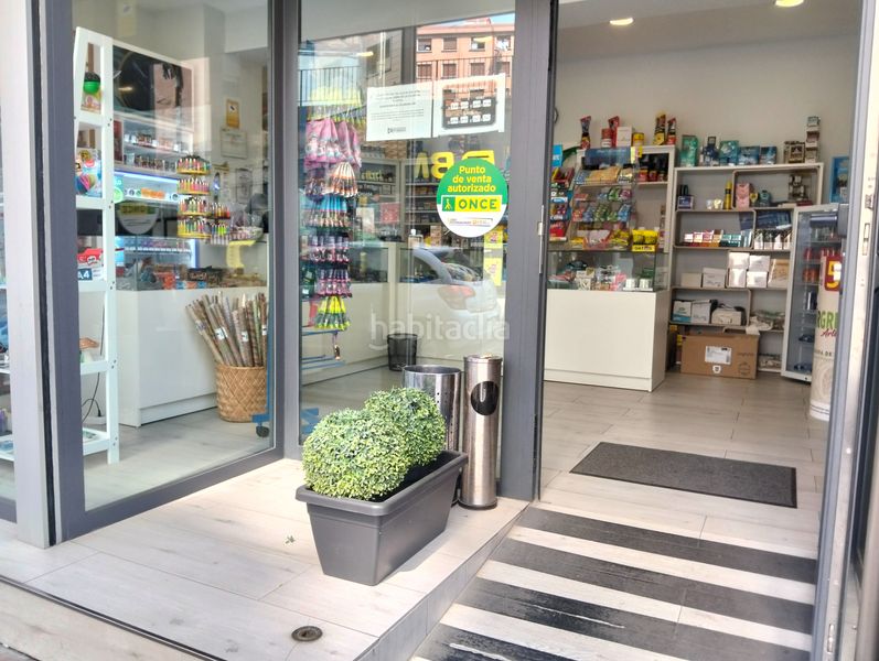Foto ffead545-3d66-4e91-b792-728e7d95ad4f. Local comercial a calle gran via de jose antonio agirre y lekube 0a_ a Sestao
