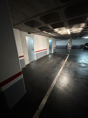 Parking voiture  Travesía de uribitarte. Se vende parcela con trastero por 20m2, cerca edificio albia,