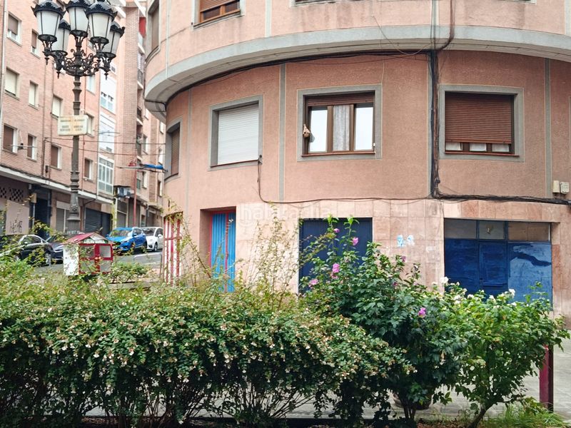 Foto c6ec2868-1a7b-467c-8d93-c3ad85940793. Pis amb xemeneia calefacció a Rontegui-Pormetxeta Barakaldo