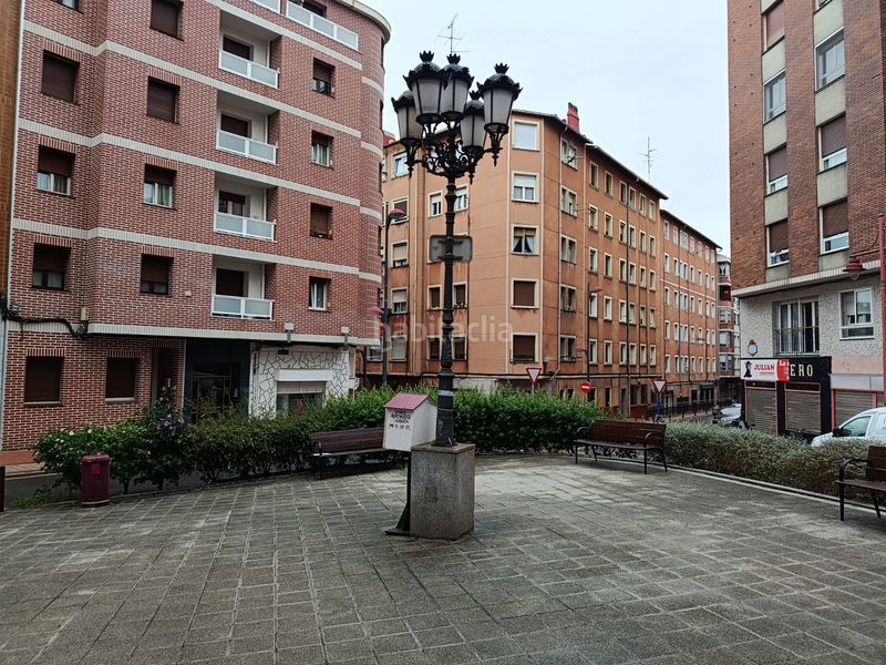 Foto f00a5c34-f952-4dbd-abd2-de1cfb3ef8c8. Pis amb xemeneia calefacció a Rontegui-Pormetxeta Barakaldo
