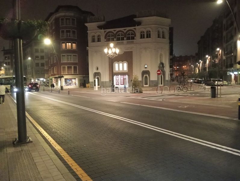 Foto 7d96213d-b6af-43c6-83aa-5b204426f358. Local comercial a Las Arenas Getxo