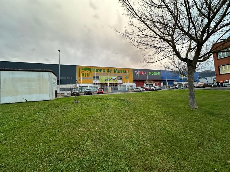 Foto fefaf553-928f-424a-8341-743fb589aa36. Affitto locale commerciale con riscaldamento in Zaramaga Vitoria - Gasteiz