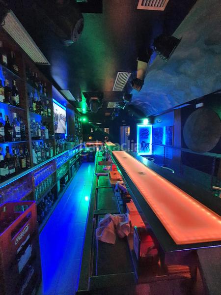 Foto 094517d4-9c2c-4b9e-b3e9-7d0b4e0684e8. Local comercial a Alhóndiga Bilbao