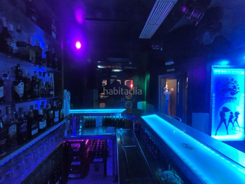 Foto 1fe0ad20-fd5c-4233-97fb-5a6a2e268c7e. Local comercial a Alhóndiga Bilbao