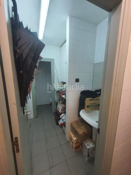 Foto fca32dd1-95ba-4b56-8bd7-30e54ba15e0a. Local comercial a Alhóndiga Bilbao