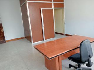 Bureau  Gordóniz kalea. Se vende oficina de 65m2 en edificio de oficina con mucho sol ,