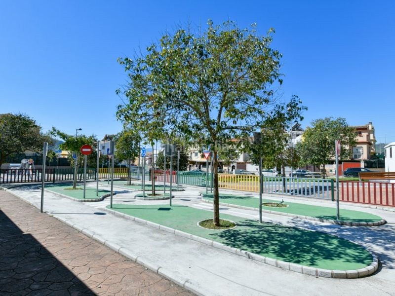 Foto cb84f9df-581c-4a7f-921a-84b8a9bc2991. Casa adossada a Sexmo Cártama