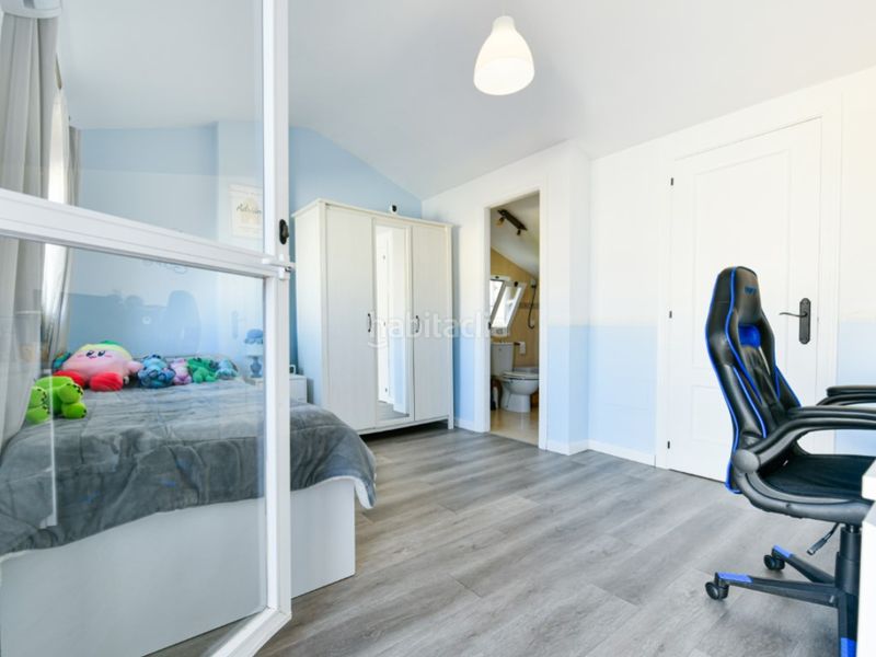 Foto ecf0efa8-0551-4eb9-8c2f-2332853b9374. Casa adossada a Sexmo Cártama